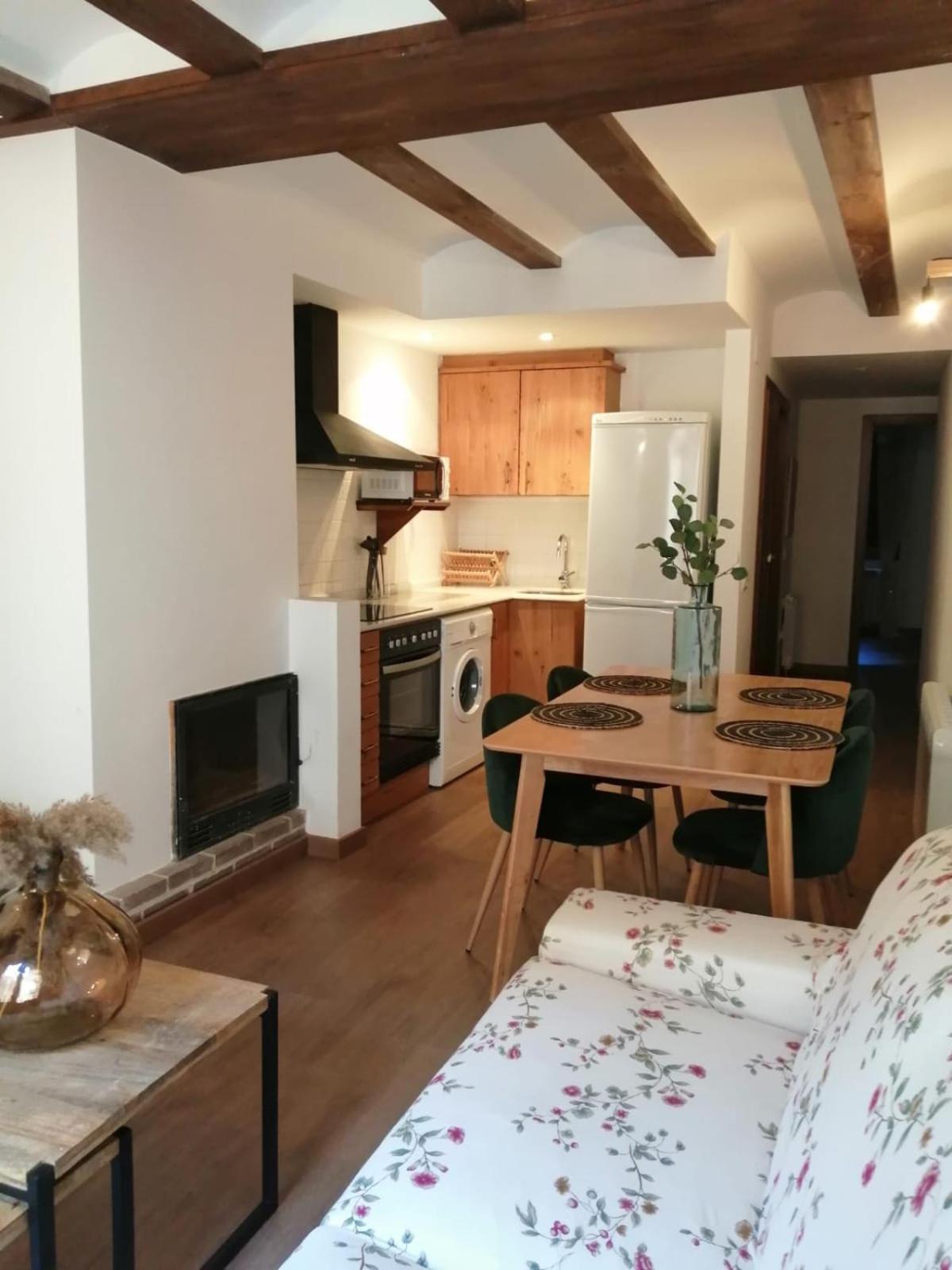 Apartamentos Casa Meme Mora de Rubielos Eksteriør bilde