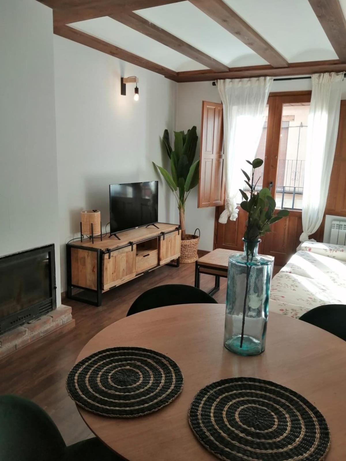 Apartamentos Casa Meme Mora de Rubielos Eksteriør bilde