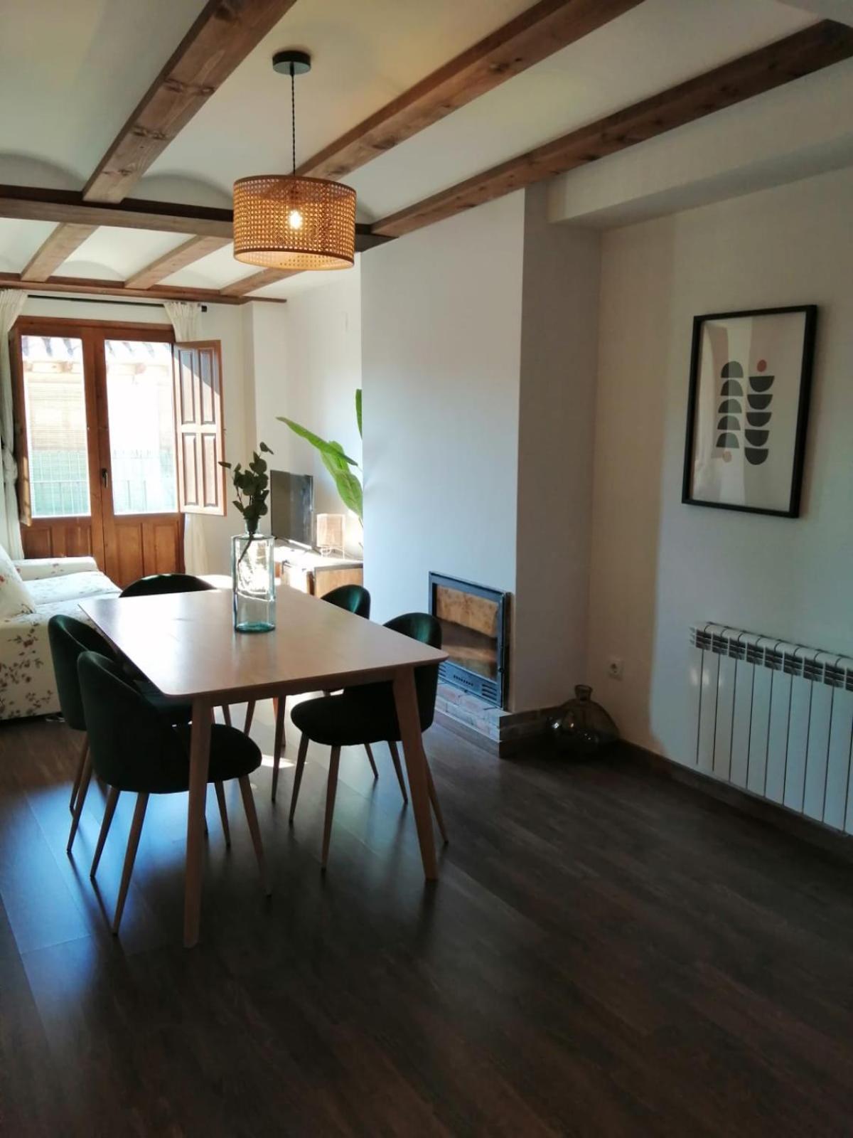 Apartamentos Casa Meme Mora de Rubielos Eksteriør bilde