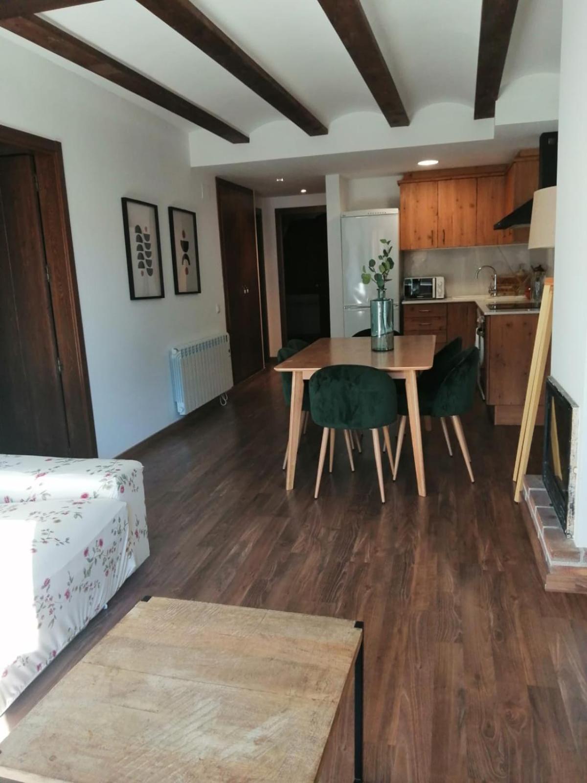Apartamentos Casa Meme Mora de Rubielos Eksteriør bilde